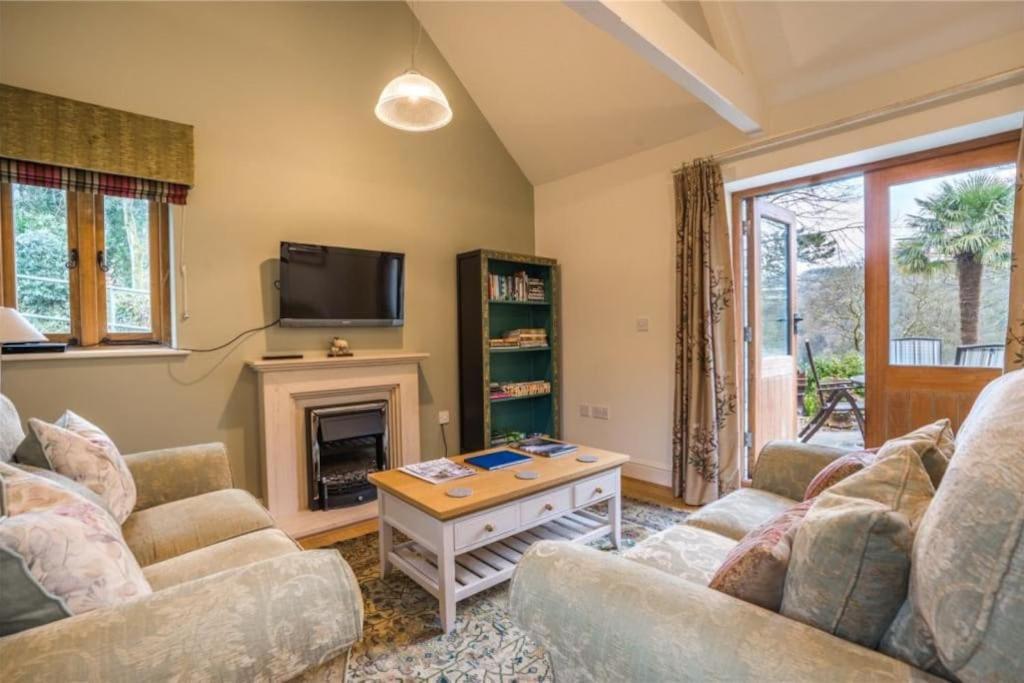 Maristow Cottages, Overlook Tamar Valley Dartmoor พลีมัธ ภายนอก รูปภาพ